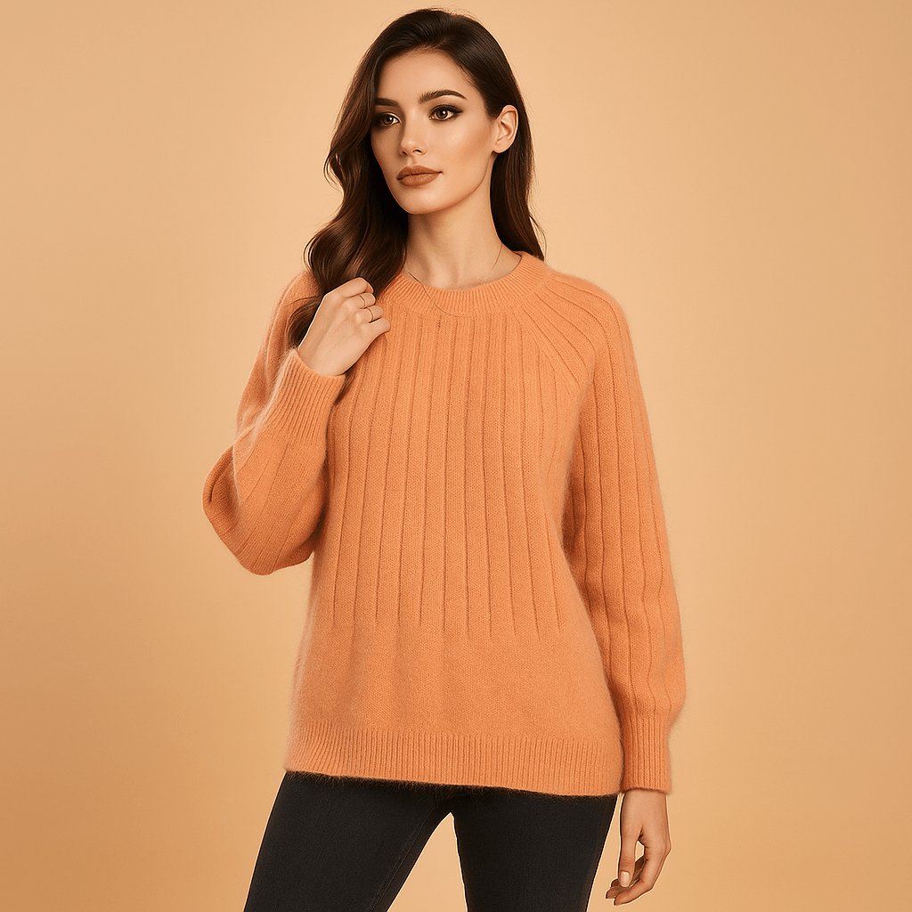 Miękki sweter kaszmirowy damski z żeberkowanym karczkiem - Lynn Lifestyle