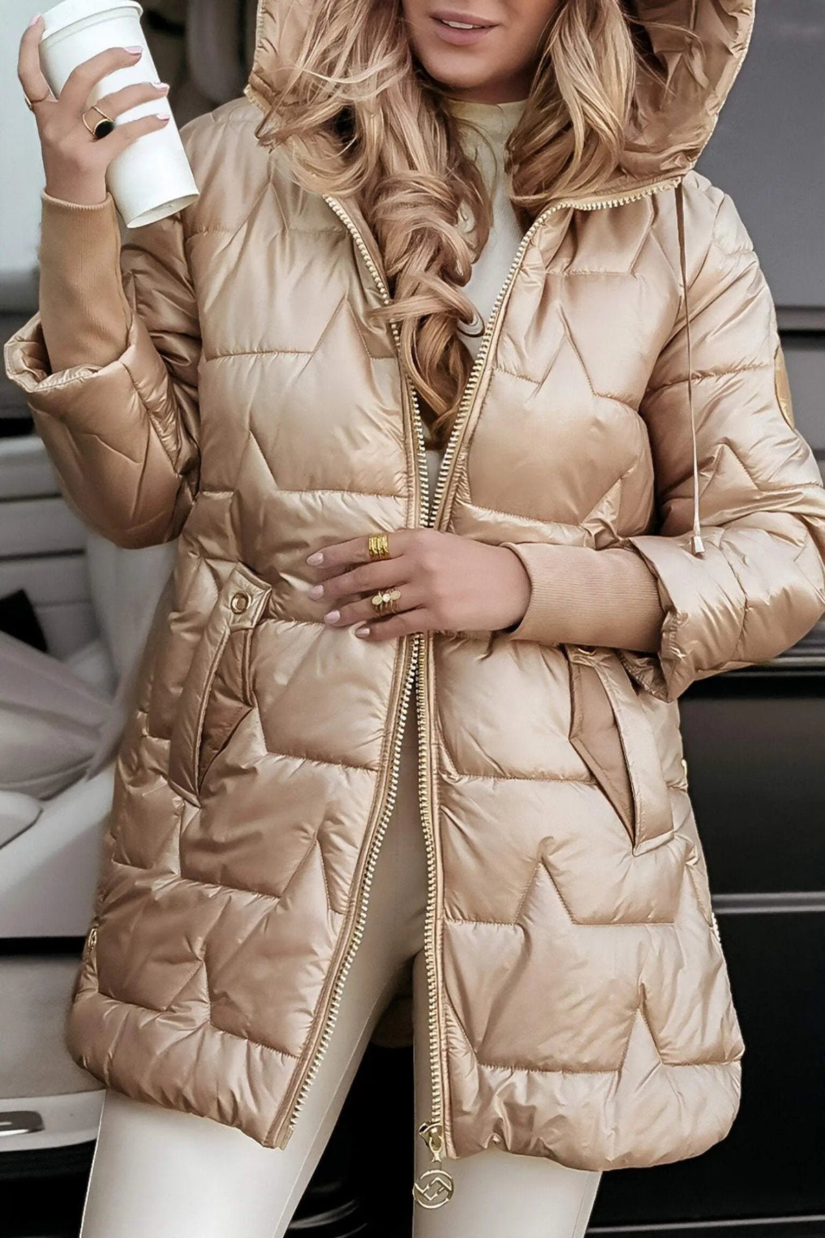 Pikowana zimowa bluza damska z kapturem - Iris Lifestyle
